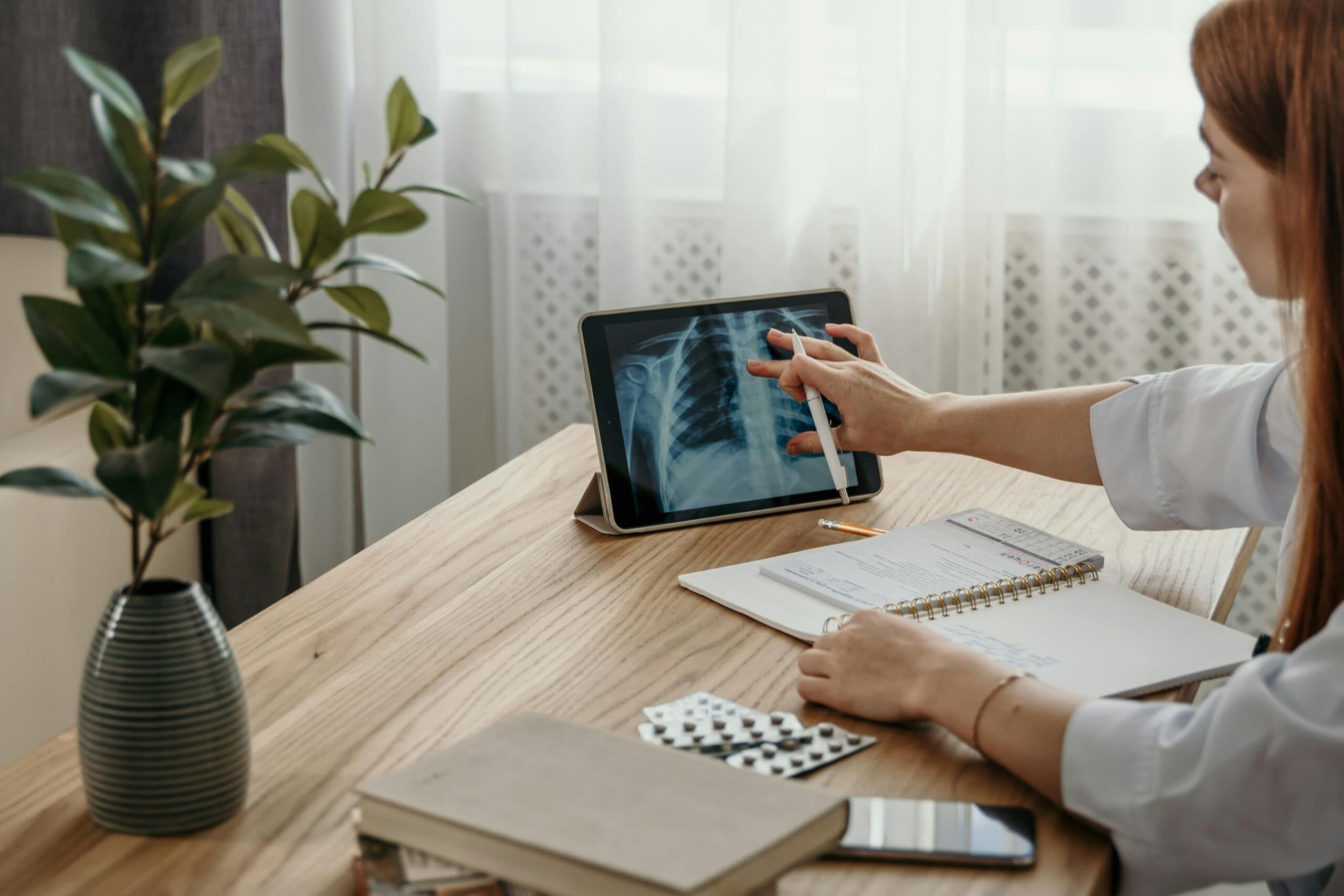 Why Medical Scribes Might Be the Most Important Investment for Doctors